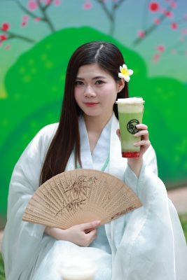 Matcha Latte Cùng Cổ Phục Việt