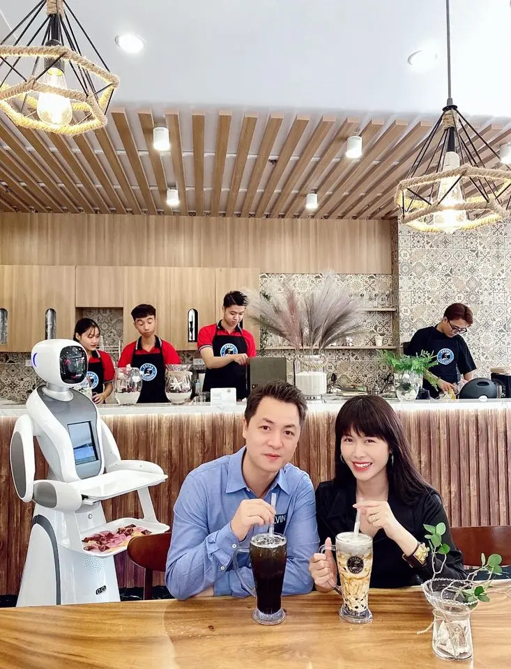 hình ảnh không gian bên trong quoán trà sữa pozaa tea