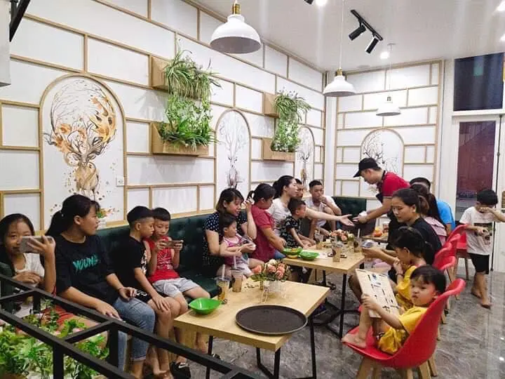 Hình ảnh không gian bên trong quán trà sữa pozaa Tea.