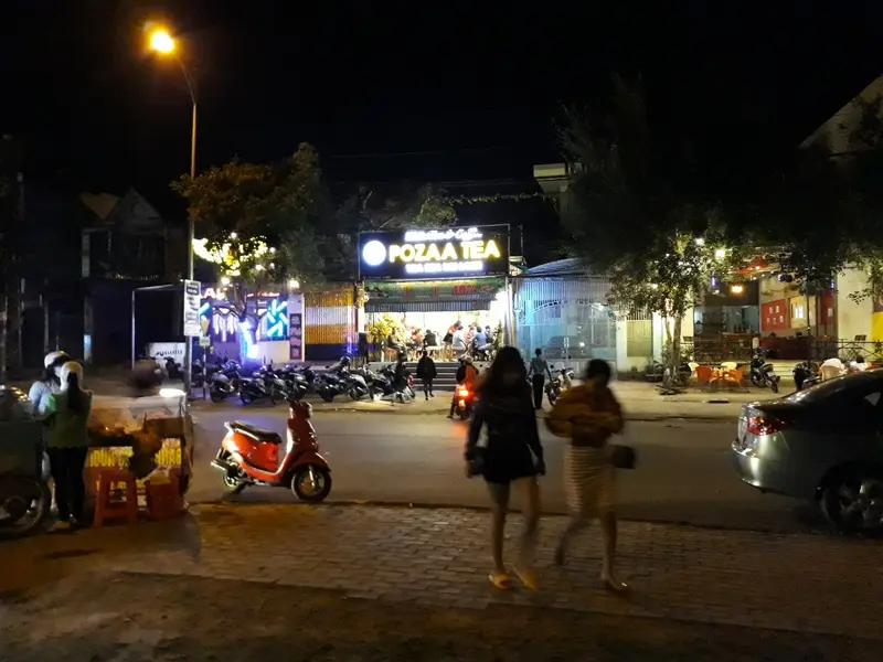 hình ảnh mặt tiền quán trà sữa thương hiệu pozaa tea.