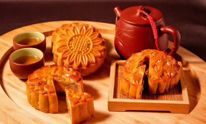 Ăn bánh trung thu không tăng cân